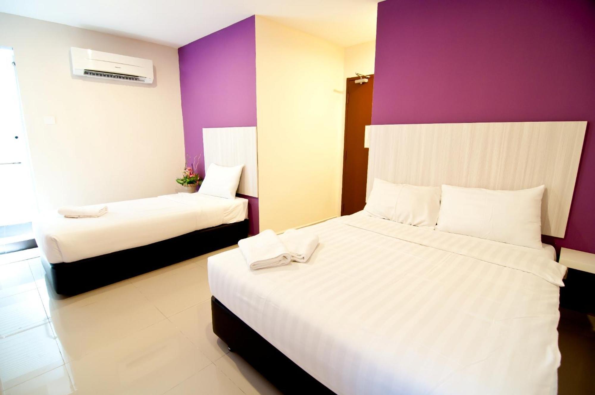 101 Hotel Bangi Esterno foto