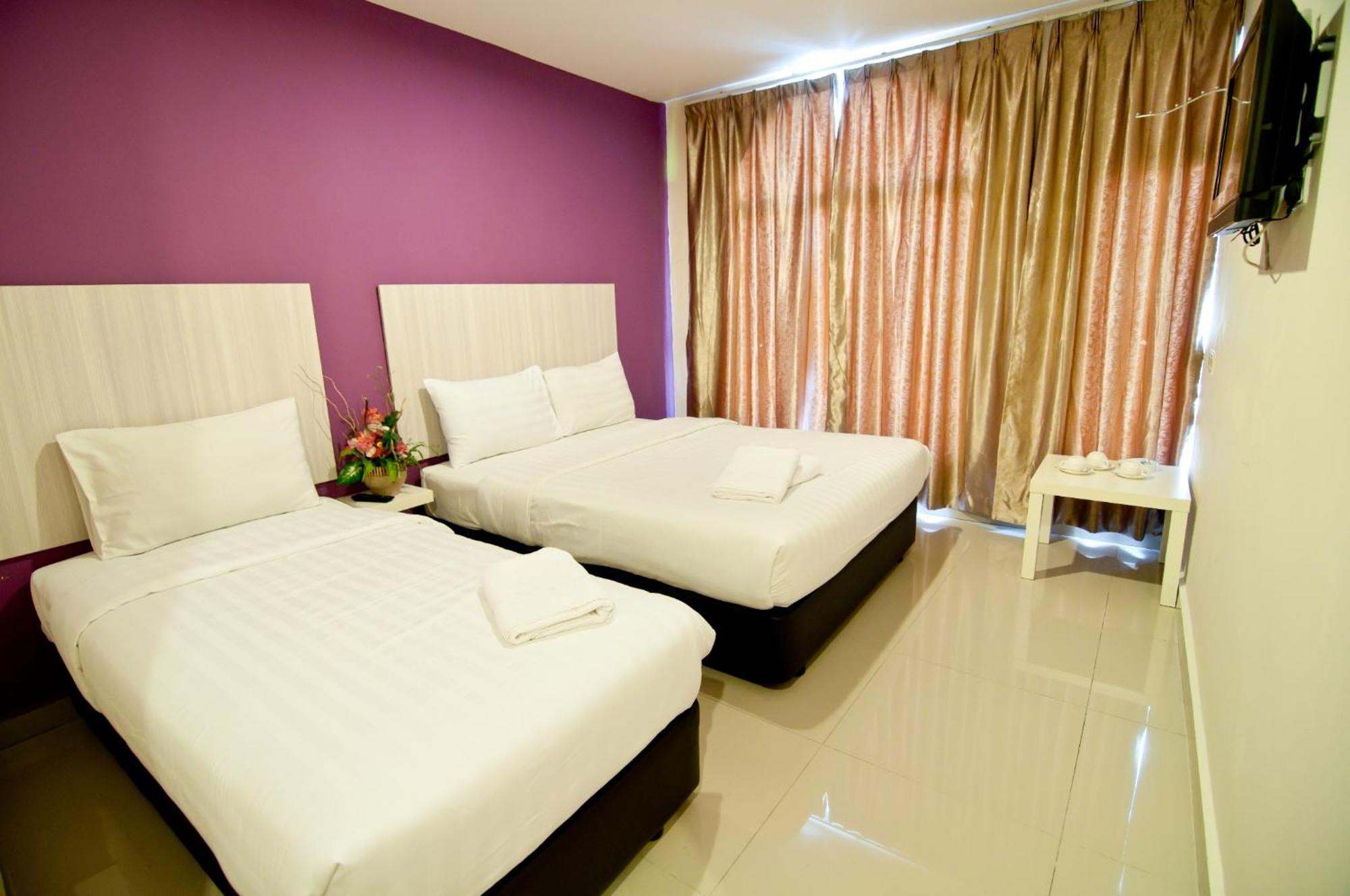 101 Hotel Bangi Esterno foto
