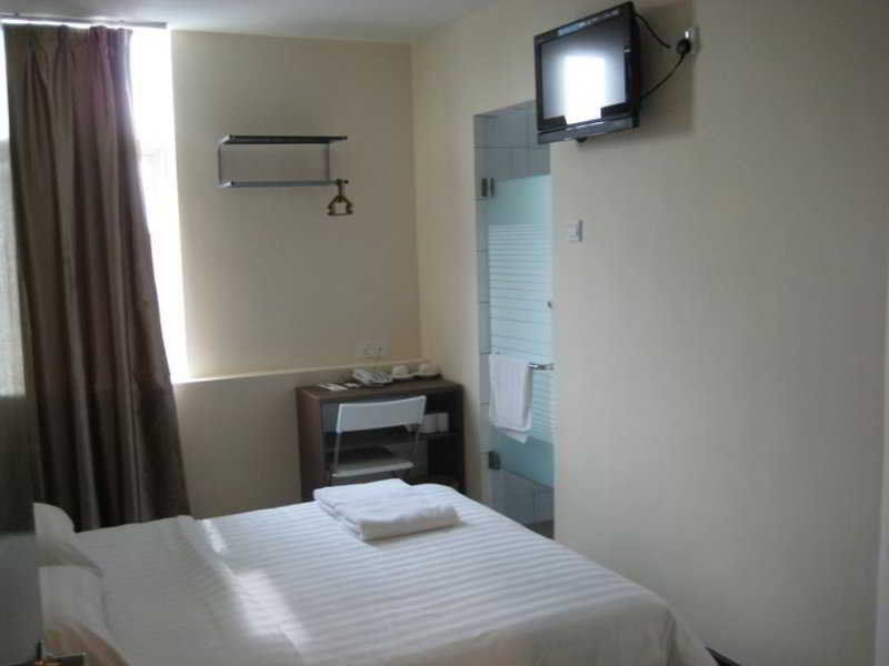 101 Hotel Bangi Esterno foto